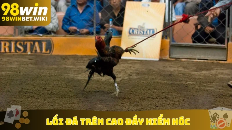 Lối đá trên cao đầy hiểm hóc